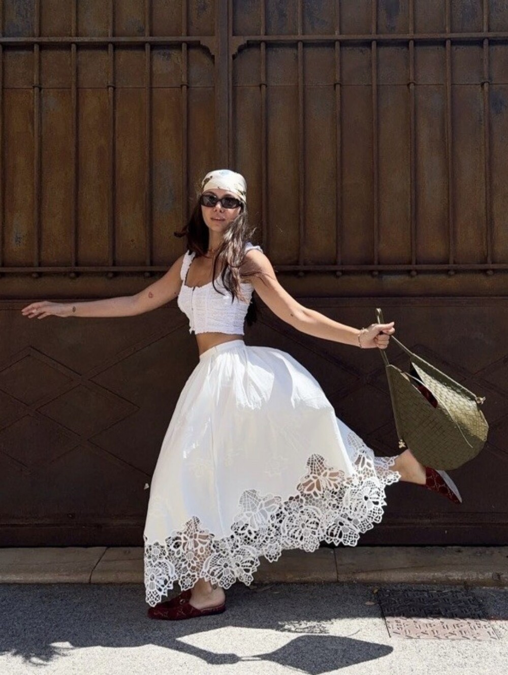 Zara White Embroidered Midi Skirt Size XS